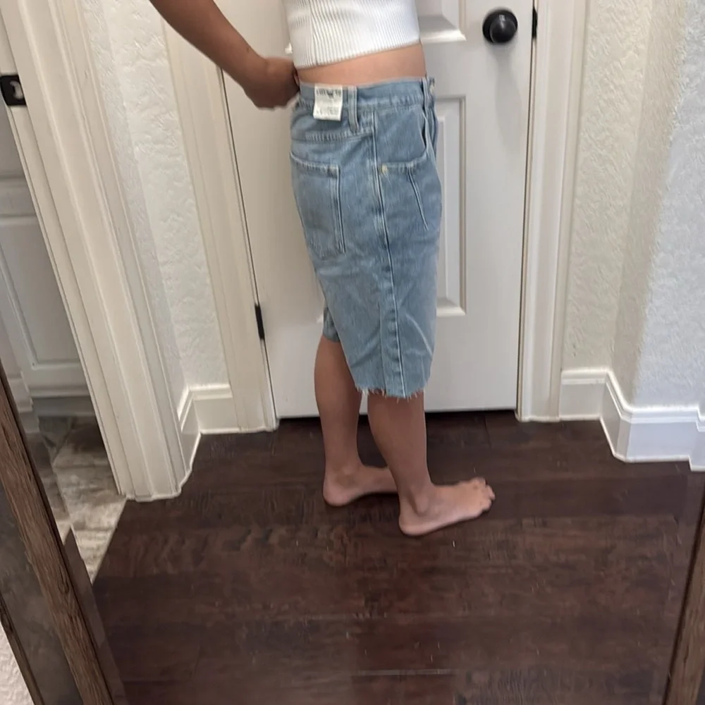 NWT Free People Ghost Town high rise  Long jorts Short size 32